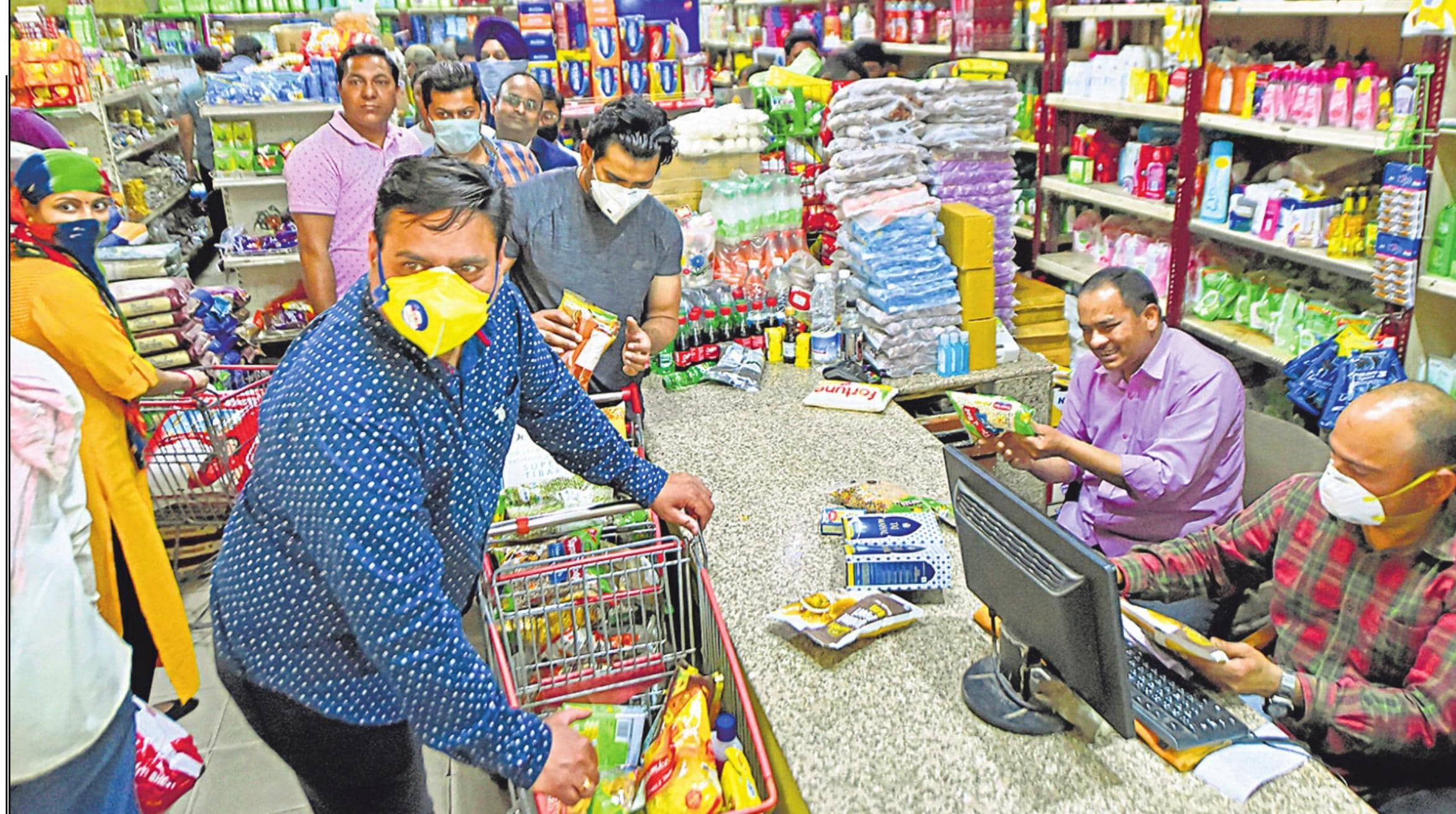 जरूरत पड़ी तो सरकार घर तक सामान पहंचाएगी