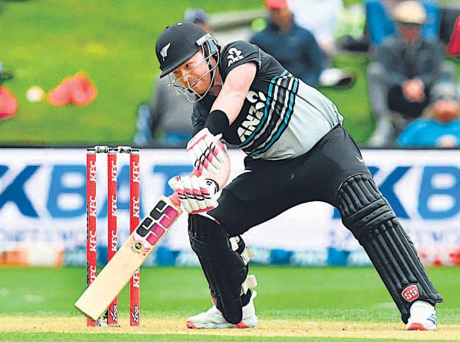 सीफर्ट और एलेन के सामने पस्त हुआ पाकिस्तान