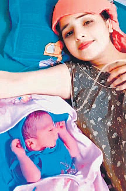 पाकिस्तान से आई सीमा हैदर ने बच्ची को जन्म दिया