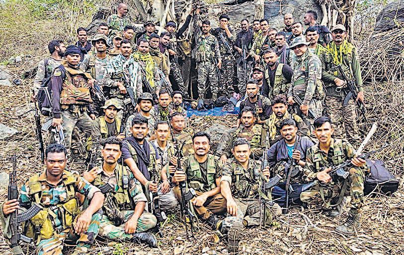 नक्सली तुलसी भुइयां ढेर, नितेश को लगी गोली
