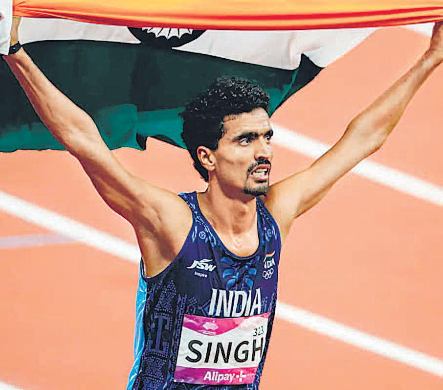 गुलवीर दस हजार मीटर में एशियाई चैंपियन