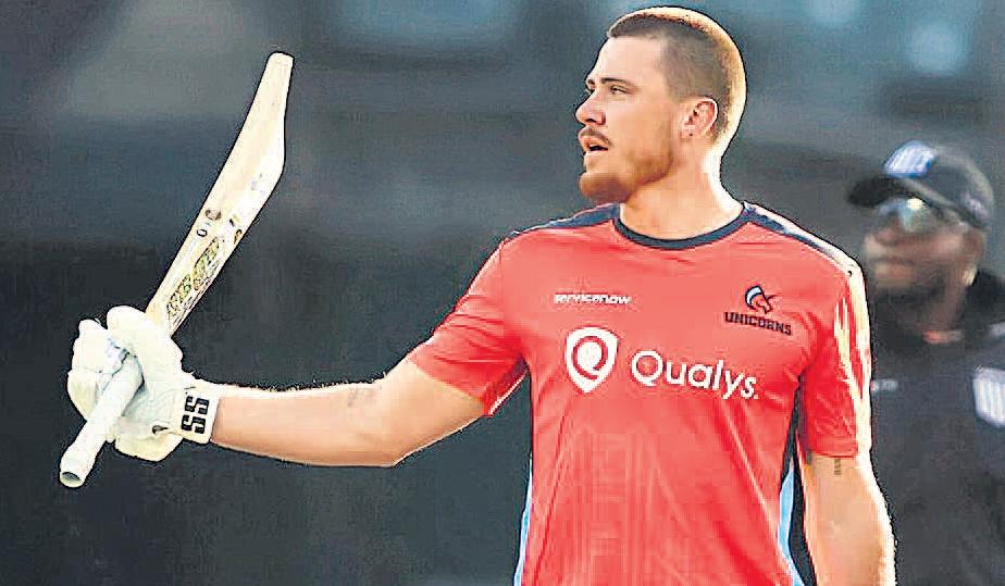 फिन एलन बने नए सिक्सर किंग