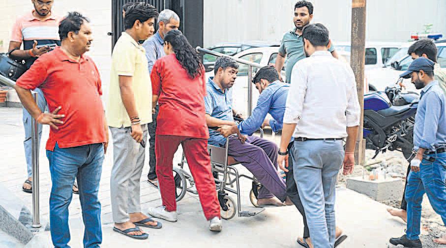 अस्पताल में आग, मरीज सुरक्षित निकाले गए
