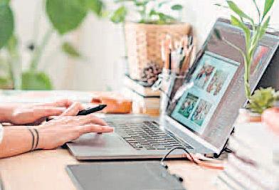 ऑनलाइन काम करने में यूपी के कर्मी बिहार से पीछे
