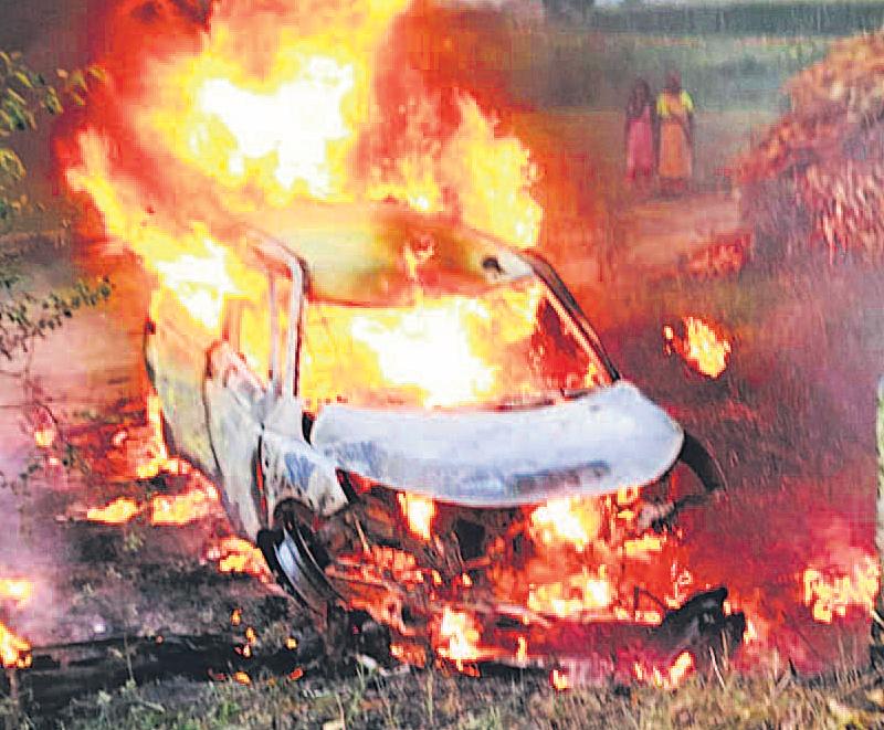 दिल्ली लौटते वक्त हादसा, एक ही परिवार के पांच लोग जिंदा जले