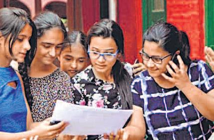 डीयू के कॉलेजों में तय सीटों से अधिक पर दाखिला नहीं