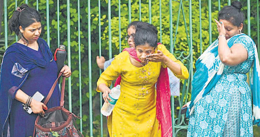 तापमान में कमी पर उमस ने बढ़ाई परेशानी