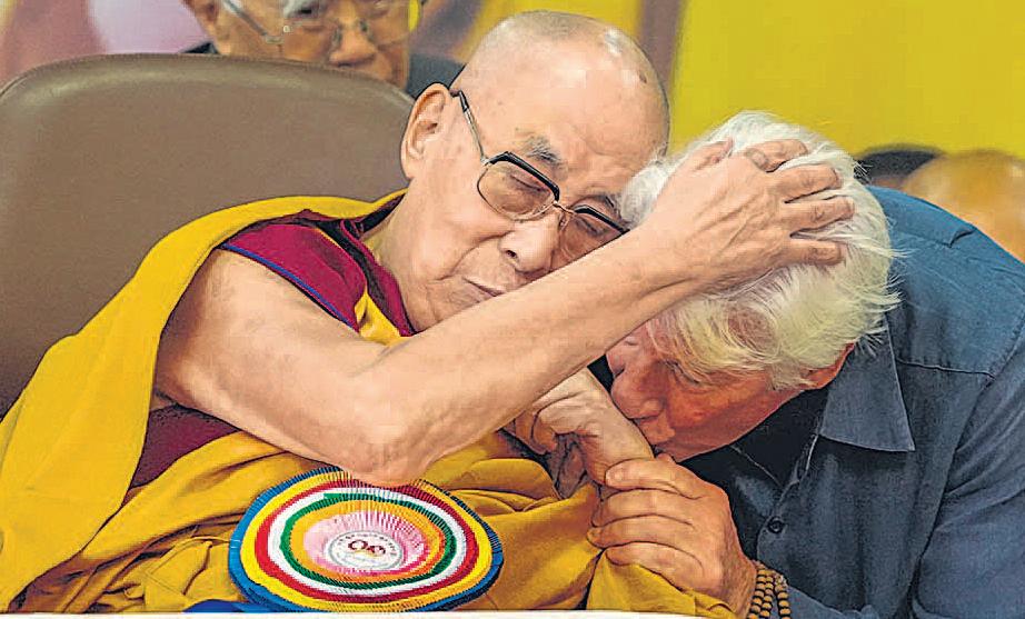 दलाई लामा ने मनाया अपना 90 वां जन्मदिन