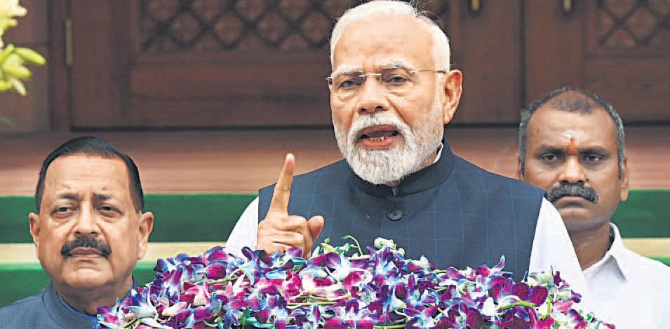 दल हित में मत भले ही न मिले, देशहित में मन जरूर मिलें : मोदी