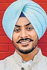 शिमला में पंजाबी गायक राजवीर हादसे में घायल