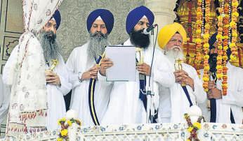 Patna Sahib edict on Sukhbir raises hackles of Akal Takht