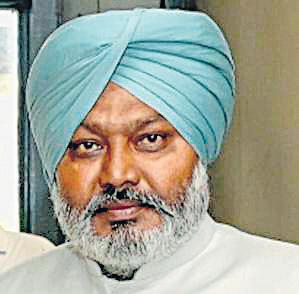 Cheema fires ‘BJP patronising Bishnoi’ salvo, Jakhar hits back