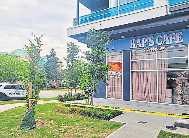 Shots fired at Kapil Sharma's Canada cafe