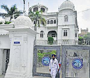 Takht-appointed panel's call for polls at Teja Singh Samundri Hall leaves SGPC in a fix