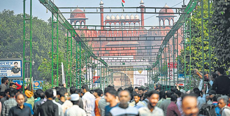 Two suspects visited areas near Red Fort in January
