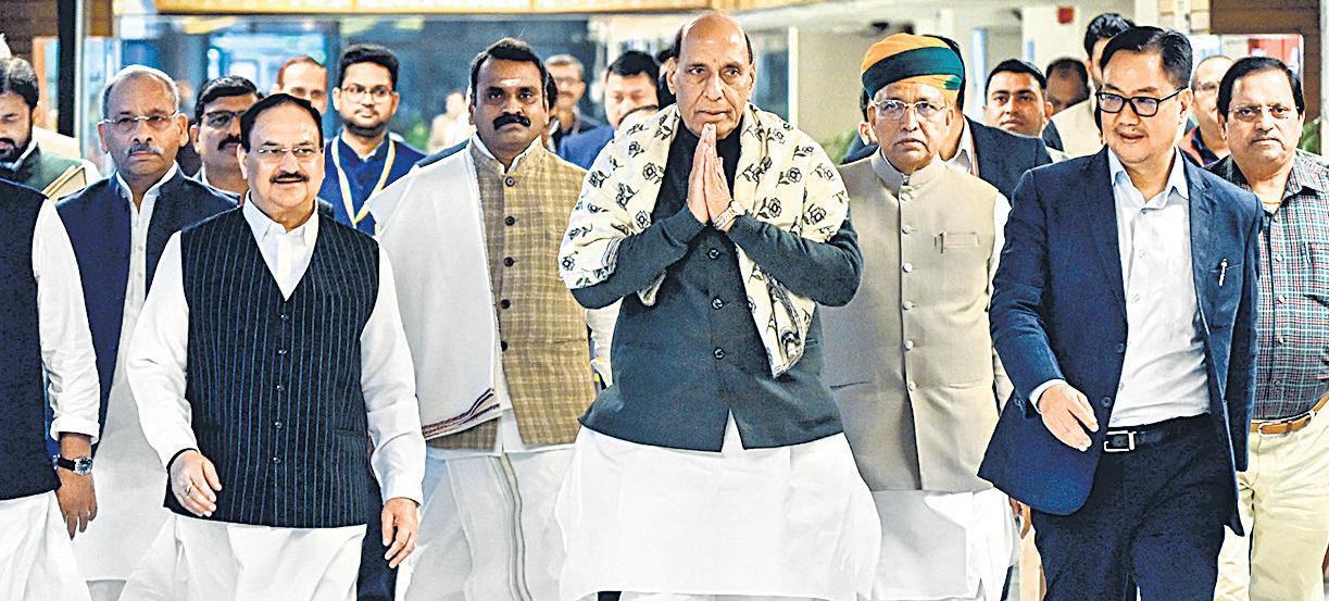 Oppn looks to corner govt on SIR as Parl starts today