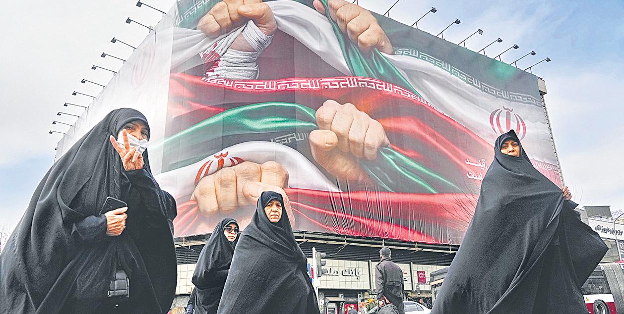 India tells citizens to exit Iran; Tehran dials Delhi