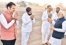 Modi Shares Insights on Politics With MLAs
