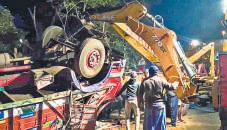 10 killed as truck falls into gorge in Uttara Kannada
