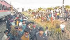 Panic on the tracks: 12 die in freak Jalgaon train tragedy