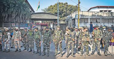 Flashpoints on voting day in some key areas