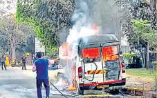 4 Charred to Death in Pune Minibus Blaze