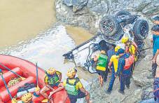 Car falls in river; 5, including 4 of Faridabad family, killed
