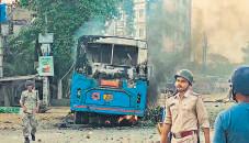 Waqf stir rocks Bengal, 3 dead