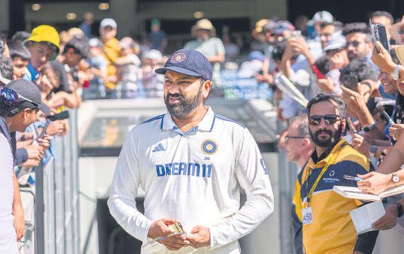 Rohit calls time on his Test career, Gill frontrunner in captaincy race
