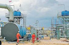 Govt mulls new fuel duty hike as crude prices fall