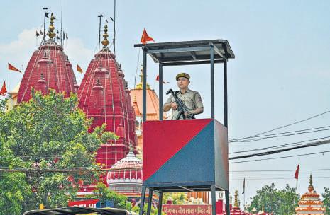 Delhi under tight security, 100 air sirens for city soon