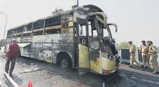 5 Killed as Bus Catches Fire Near Lucknow