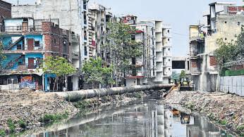 DDA's demolition drive fails to clear chokepoint on Taimoor Nagar drain