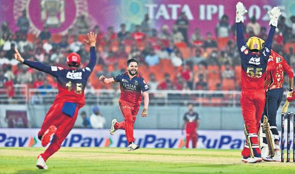 Kings Fall Like Pins At Home; RCB March Into Their Fourth IPL Final