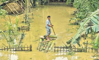Shah Assures NE Leaders of Help as 2 More Die in Floods