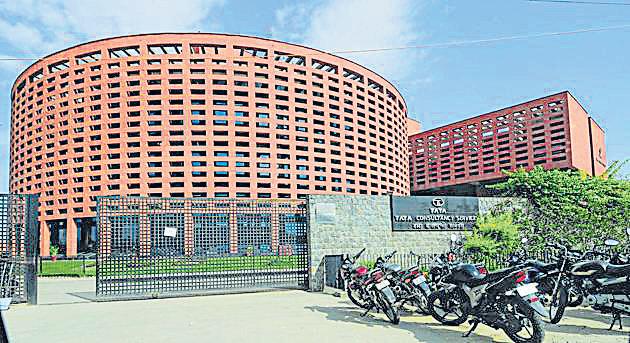 TCS Offers Vendor Bonus to Speed Up Quality Hiring