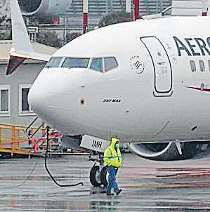Boeing 737 MAX flagged for cockpit smoke risk