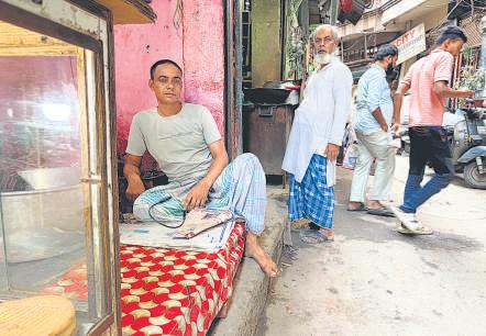 This way to Gali Shankar Wali