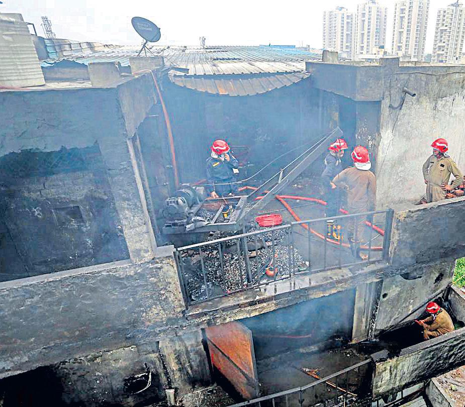 4 killed in blaze at Rithala factory