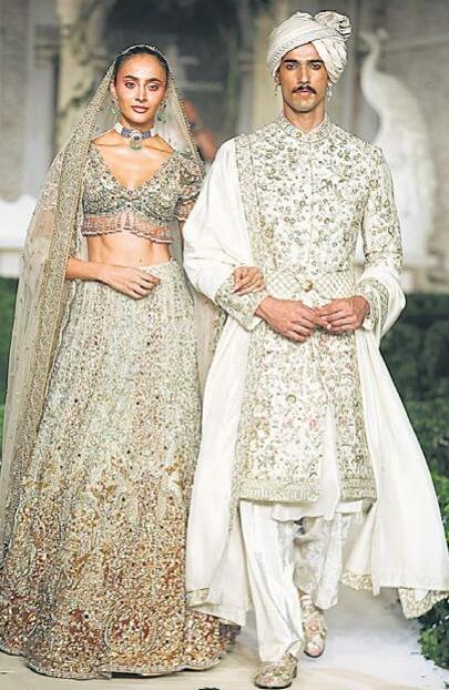Regal reverie of splendour