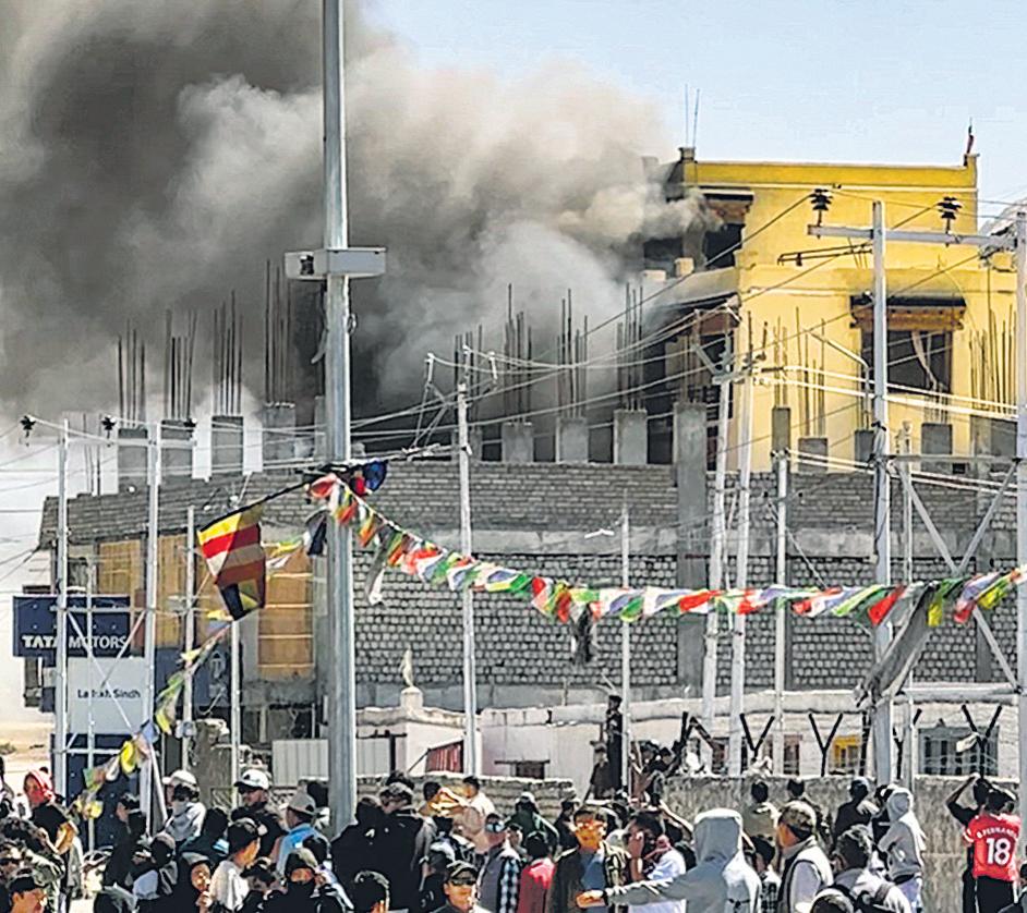 { MHA ON LADAKH VIOLENCE } ‘Activist incited mob by citing Arab Spring’