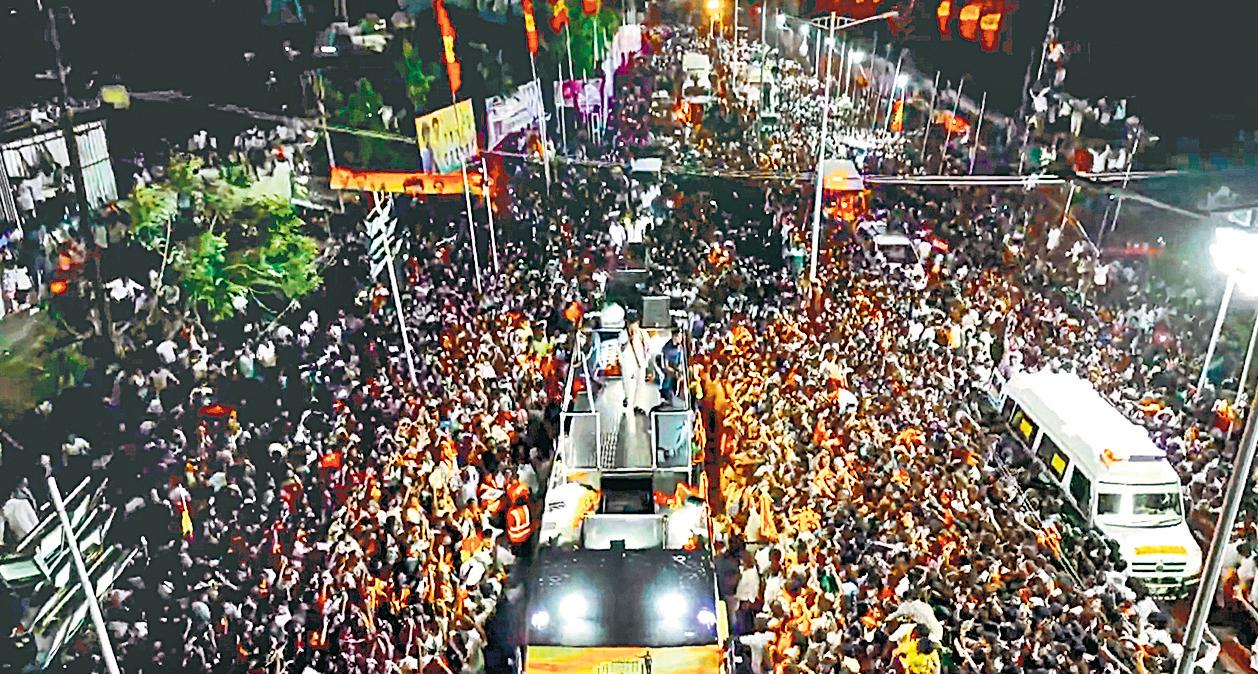 36 killed, several critical in crush at Vijay's rally in TN