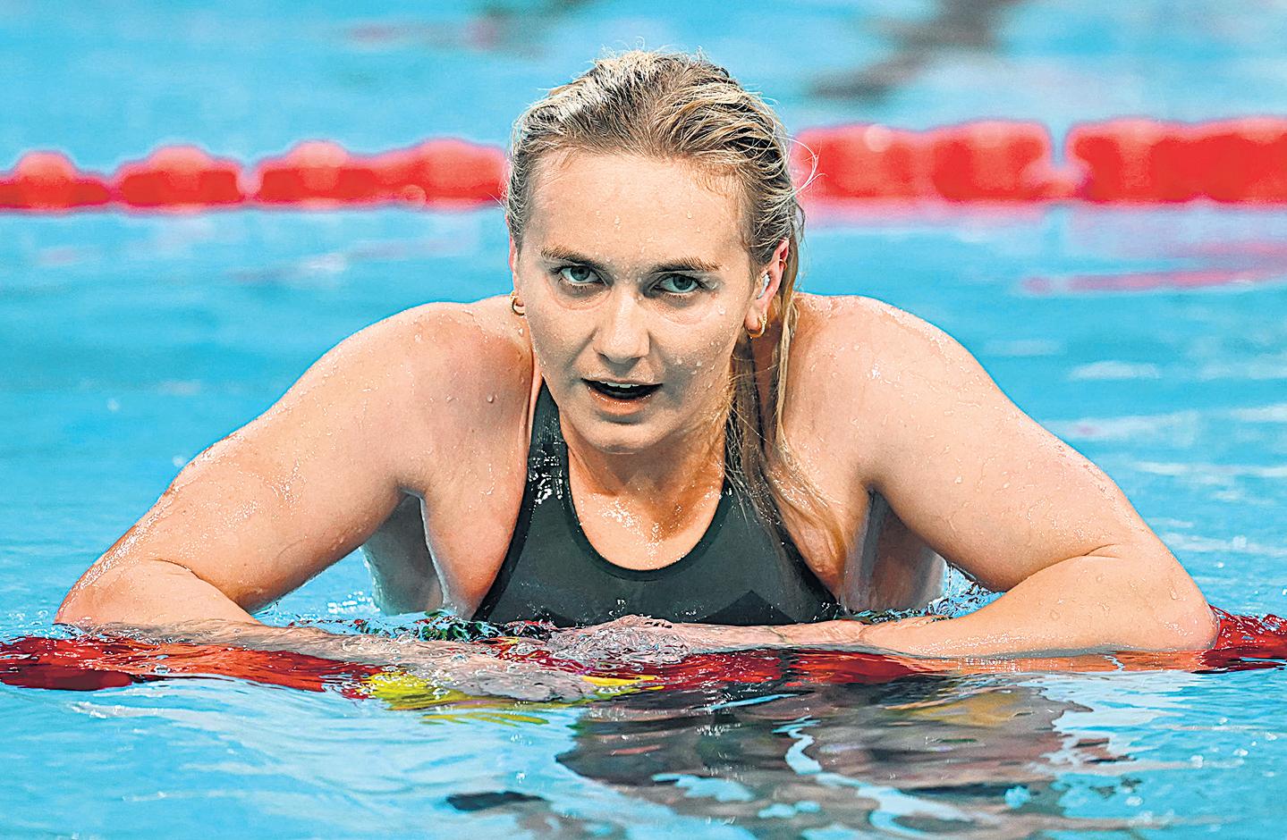 Titmus ends swimming career, surprises fans