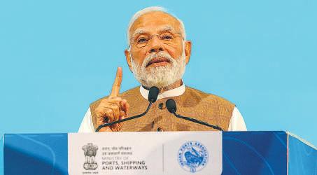 INDIA'S MARITIME SECTOR IS ADVANCING WITH GREAT SPEED AND ENERGY: PM MODI