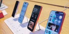 Apple sets India revenue record on iPhone 17 surge