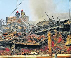 2 building collapses in Jwala Nagar and Naraina leave 5 hurt, 1 untraced