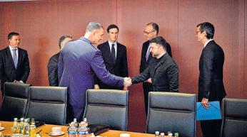 Zelensky offers to drop Nato bid for security promises but rejects US push to cede territory