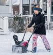 2,400 flights delayed, cancelled as US braces for major ice storm