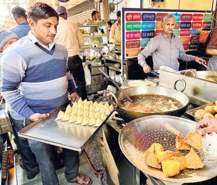 Delhi’s finest samosa