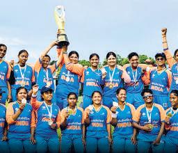 A TOAST TO THE CAPTAINS OF TEAM INDIA